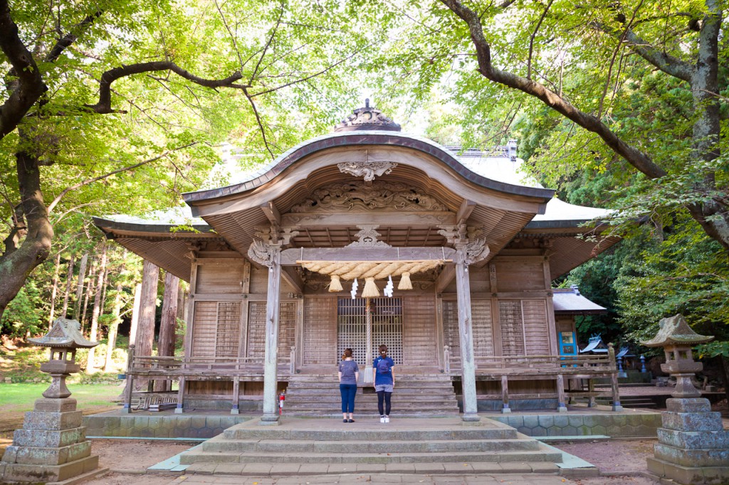 Yurahime Shrine 由良比女神社